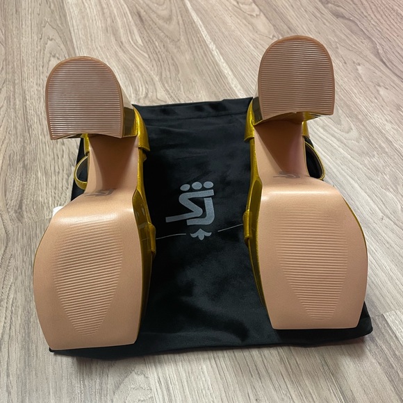 Shane Justin “Sugar Block Platform” Golden 🌟🌟 - Picture 6 of 12